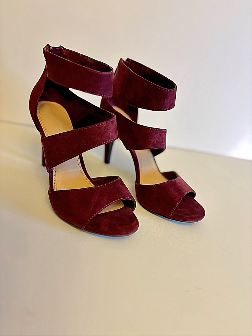 Kelly & Katie Wine Faux Suede Strappy Heels Size 6.5M Open Toe Ankle Zip